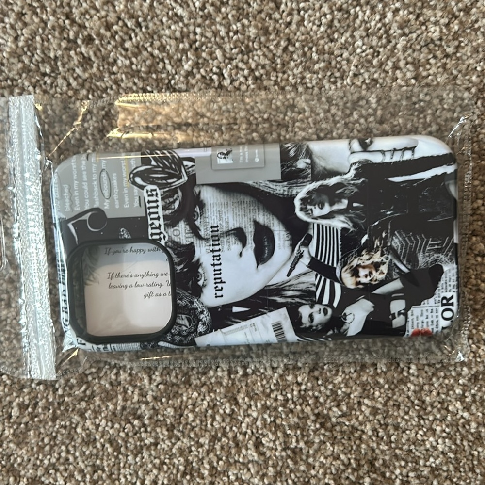 Phone case - Picture 3 of 3